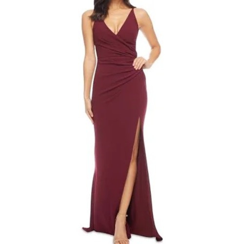 NWT Small‎ Dress the Population Jordan Plunge Neck Gown Ruched Maxi Side Slit